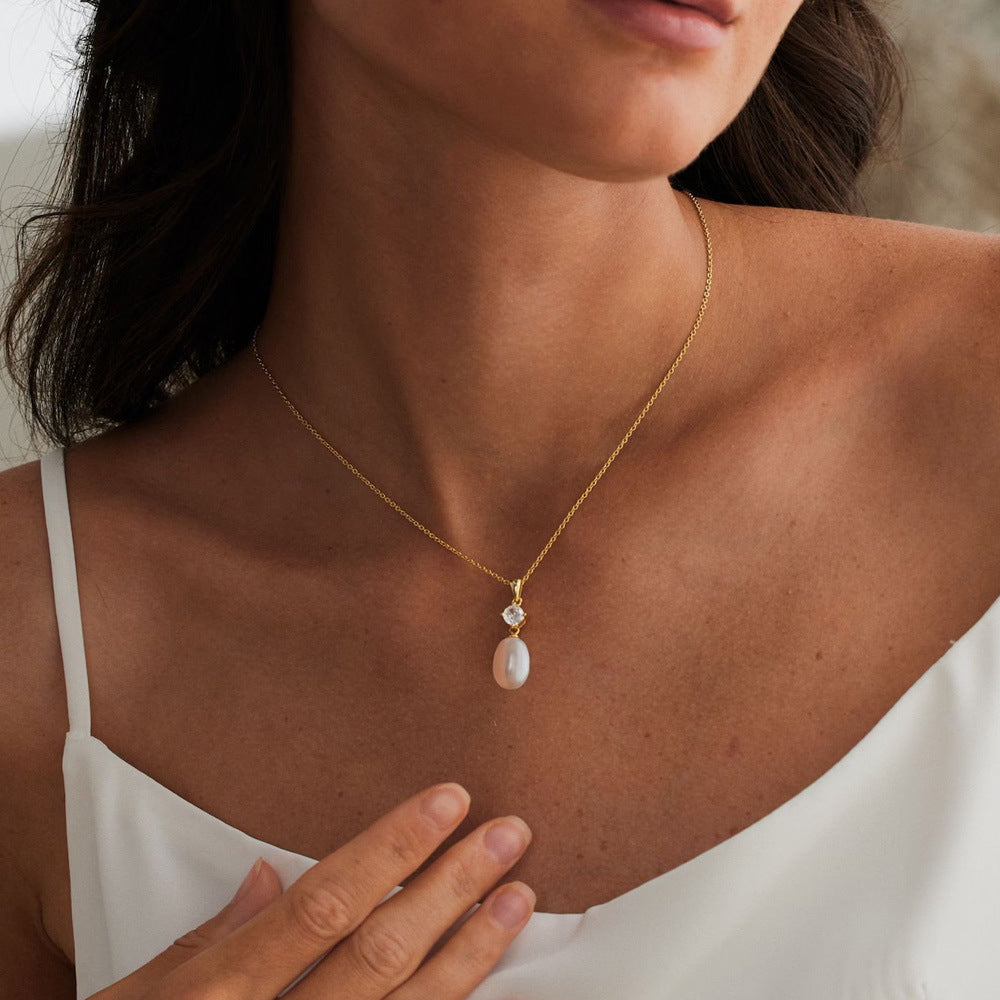 Pearl Clavicle Necklace