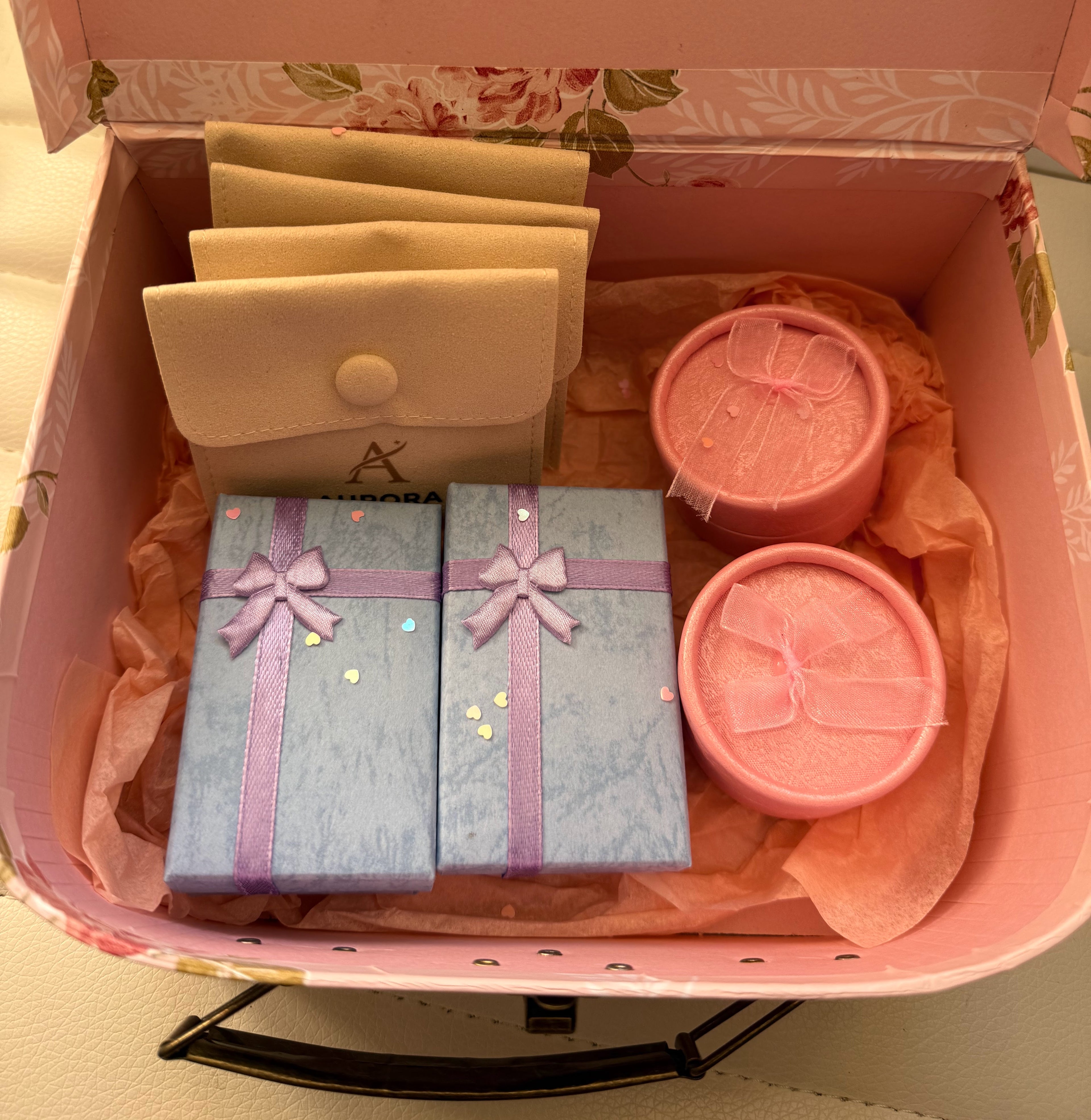 Surprise me !! Aurora Bloom Suitcase